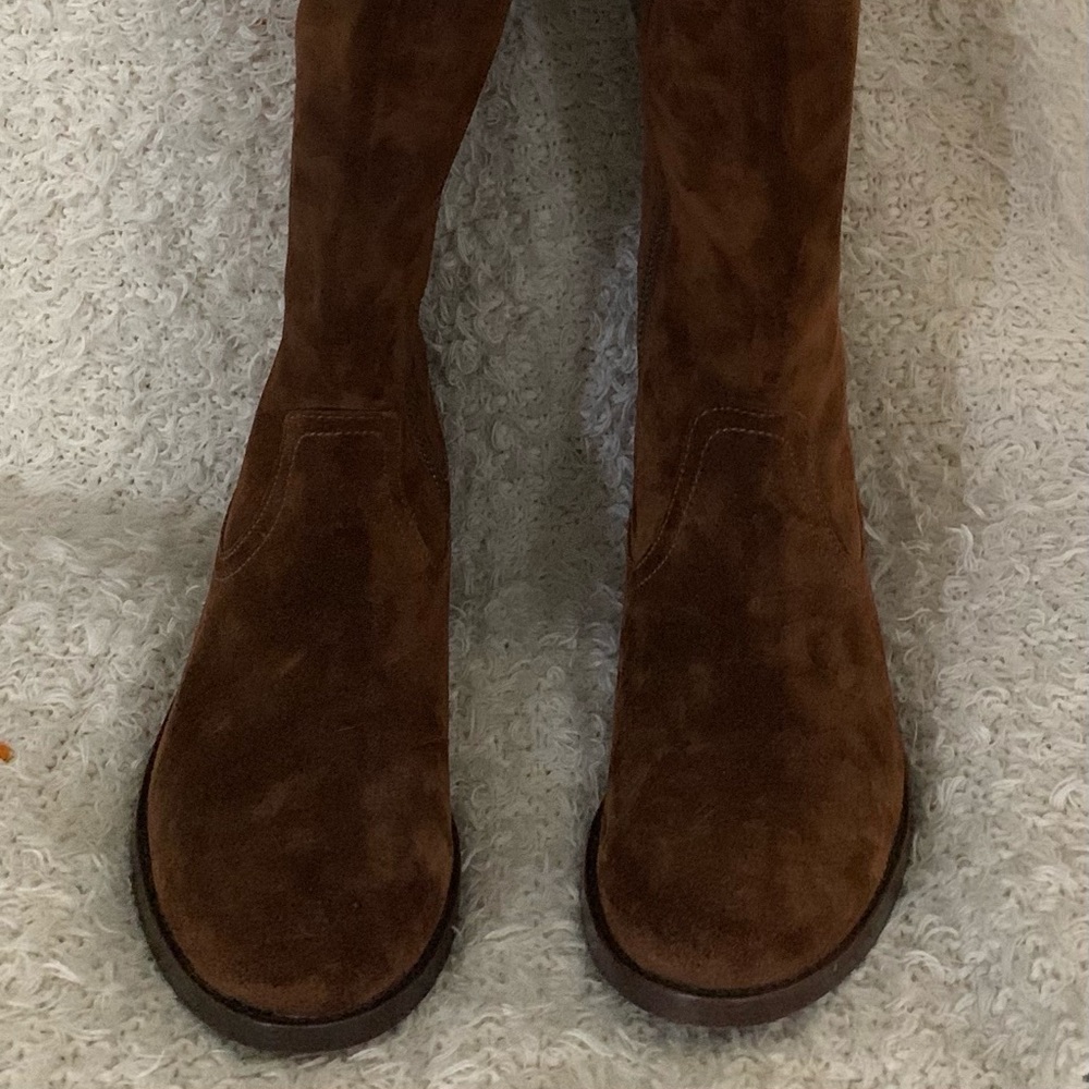 FRYE boots! Very cute!